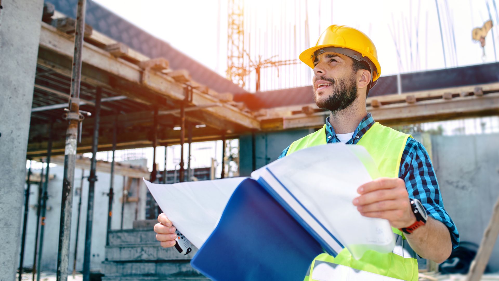 Elite Cranes - Construction Project Timeline for Crane Services - PM staying on schedule